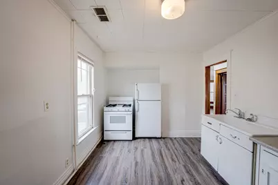 706 McDonough Street #2, Joliet, IL 60436 - Photo 9