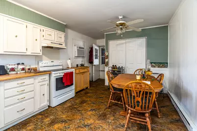 306 N White Street N, Creal Springs, IL 62922 - Photo 9