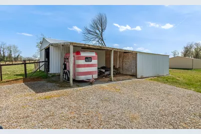 306 N White Street N, Creal Springs, IL 62922 - Photo 27