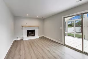 1101 Oakwood Dr, Westmont, IL 60559 - Photo 11