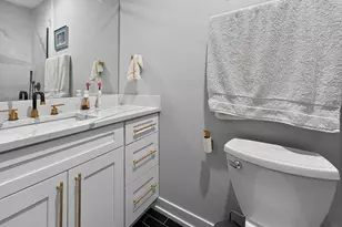 2451 N Albany Ave, Chicago, IL 60647 - Photo 21