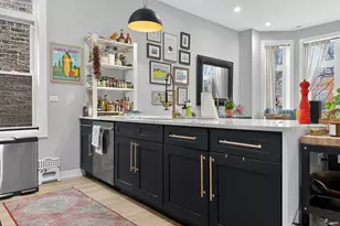 2451 N Albany Ave, Chicago, IL 60647 - Photo 9