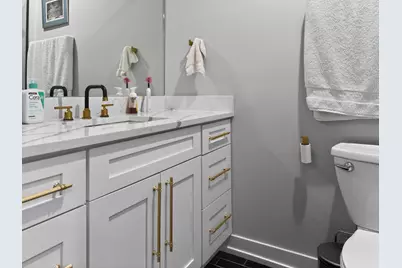 2451 N Albany Avenue #2, Chicago, IL 60647 - Photo 19