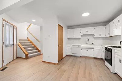 16538 Fairfax Court, Tinley Park, IL 60477 - Photo 7