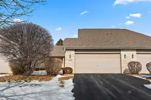 16538 Fairfax Ct, Tinley Park, IL 60477 - Photo 1
