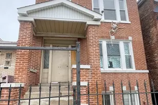 2512 W 45th Pl, Chicago, IL 60632 - Photo 1