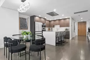 680 N Lake Shore Dr, Chicago, IL 60611 - Photo 5