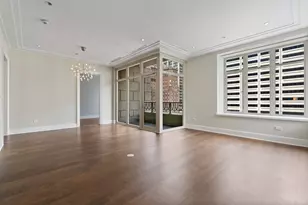 118 E Erie St, Chicago, IL 60611 - Photo 5