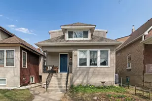 4848 W Grace St, Chicago, IL 60641 - Photo 1