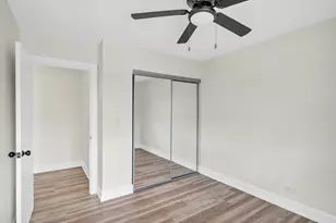 [Address not provided], Hoffman Estates, IL 60169 - Photo 23