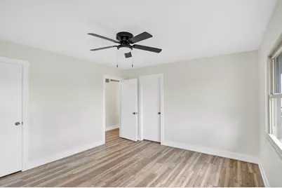 [Address not provided], Hoffman Estates, IL 60169 - Photo 21