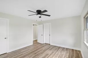 [Address not provided], Hoffman Estates, IL 60169 - Photo 21