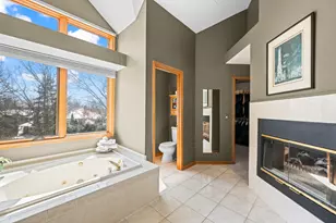 [Address not provided], Itasca, IL 60143 - Photo 19