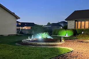 22709 Jamie Ct, Richton Park, IL 60471 - Photo 7