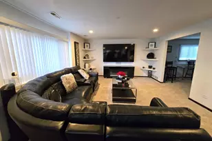 22709 Jamie Ct, Richton Park, IL 60471 - Photo 19