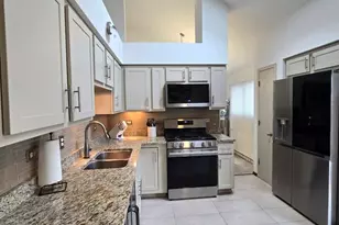 22709 Jamie Ct, Richton Park, IL 60471 - Photo 13