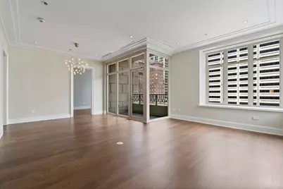 118 E Erie Street #18B, Chicago, IL 60611 - Photo 5