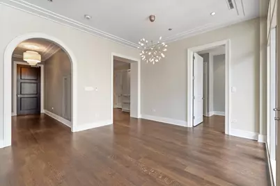 118 E Erie Street #18B, Chicago, IL 60611 - Photo 7