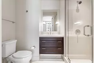 118 E Erie St, Chicago, IL 60611 - Photo 25