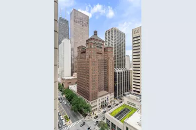 118 E Erie Street #18B, Chicago, IL 60611 - Photo 31