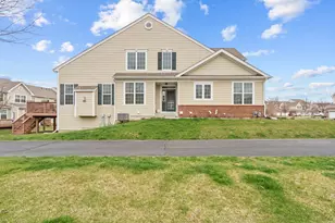 1265 Falcon Ridge Dr, Elgin, IL 60124 - Photo 17
