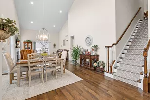 1265 Falcon Ridge Dr, Elgin, IL 60124 - Photo 3