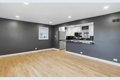 104 E Division Street, Lemont, IL 60439 - Photo 5