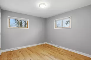 104 E Division St, Lemont, IL 60439 - Photo 11