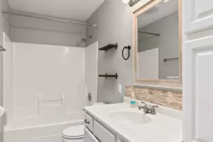 2402 Michael St, Wonder Lake, IL 60097 - Photo 9