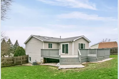 2402 Michael Street, Wonder Lake, IL 60097 - Photo 21