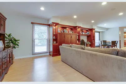 22 Brunswick Lane, Lincolnshire, IL 60069 - Photo 7