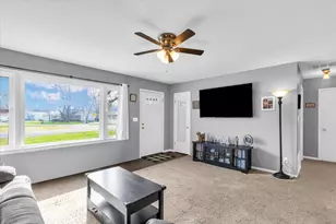 205 S Cory St, Tolono, IL 61880 - Photo 7