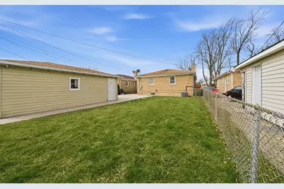 3239 Sarah Street, Franklin Park, IL 60131 - Photo 23