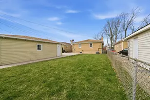 3239 Sarah St, Franklin Park, IL 60131 - Photo 23