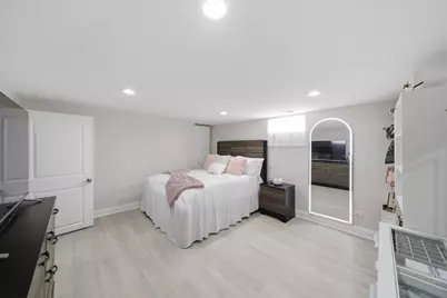 3239 Sarah Street, Franklin Park, IL 60131 - Photo 11