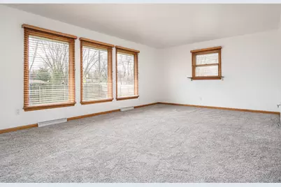 6435 Columbine Boulevard, Rockford, IL 61108 - Photo 7