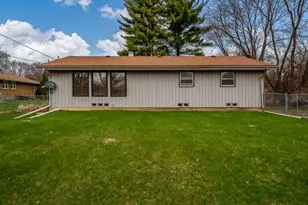 6435 Columbine Blvd, Rockford, IL 61108 - Photo 31