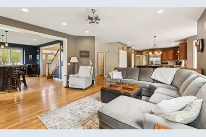 14101 W Rodmell Court, Libertyville, IL 60048 - Photo 13