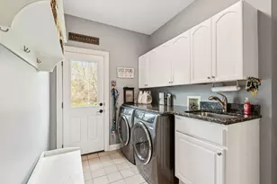 14101 W Rodmell Ct, Libertyville, IL 60048 - Photo 27