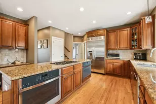 14101 W Rodmell Ct, Libertyville, IL 60048 - Photo 19