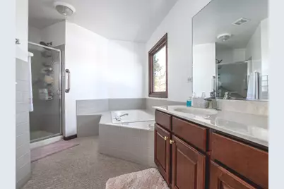 1351 Callen Lane, Des Plaines, IL 60016 - Photo 23