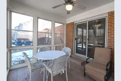 1351 Callen Lane, Des Plaines, IL 60016 - Photo 19