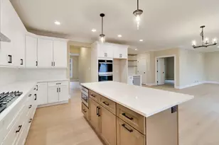 9322 S 54th Ave, Oak Lawn, IL 60453 - Photo 11
