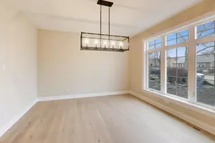 9322 S 54th Ave, Oak Lawn, IL 60453 - Photo 5