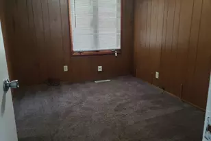 302 St Jude Ave, Joliet, IL 60436 - Photo 7