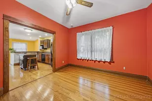 430 Gierz St, Downers Grove, IL 60515 - Photo 9