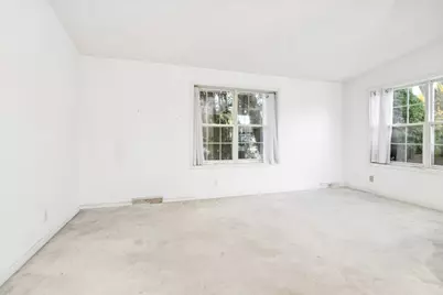 124 Cardinal Lane #B, Sandwich, IL 60548 - Photo 5