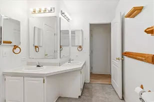 124 Cardinal Ln, Sandwich, IL 60548 - Photo 13