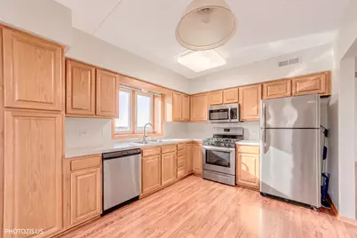5555 N Cumberland Avenue #711, Chicago, IL 60656 - Photo 11