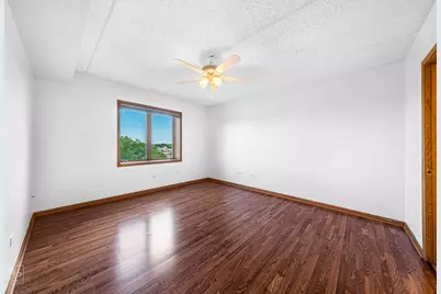 5555 N Cumberland Avenue #711, Chicago, IL 60656 - Photo 9